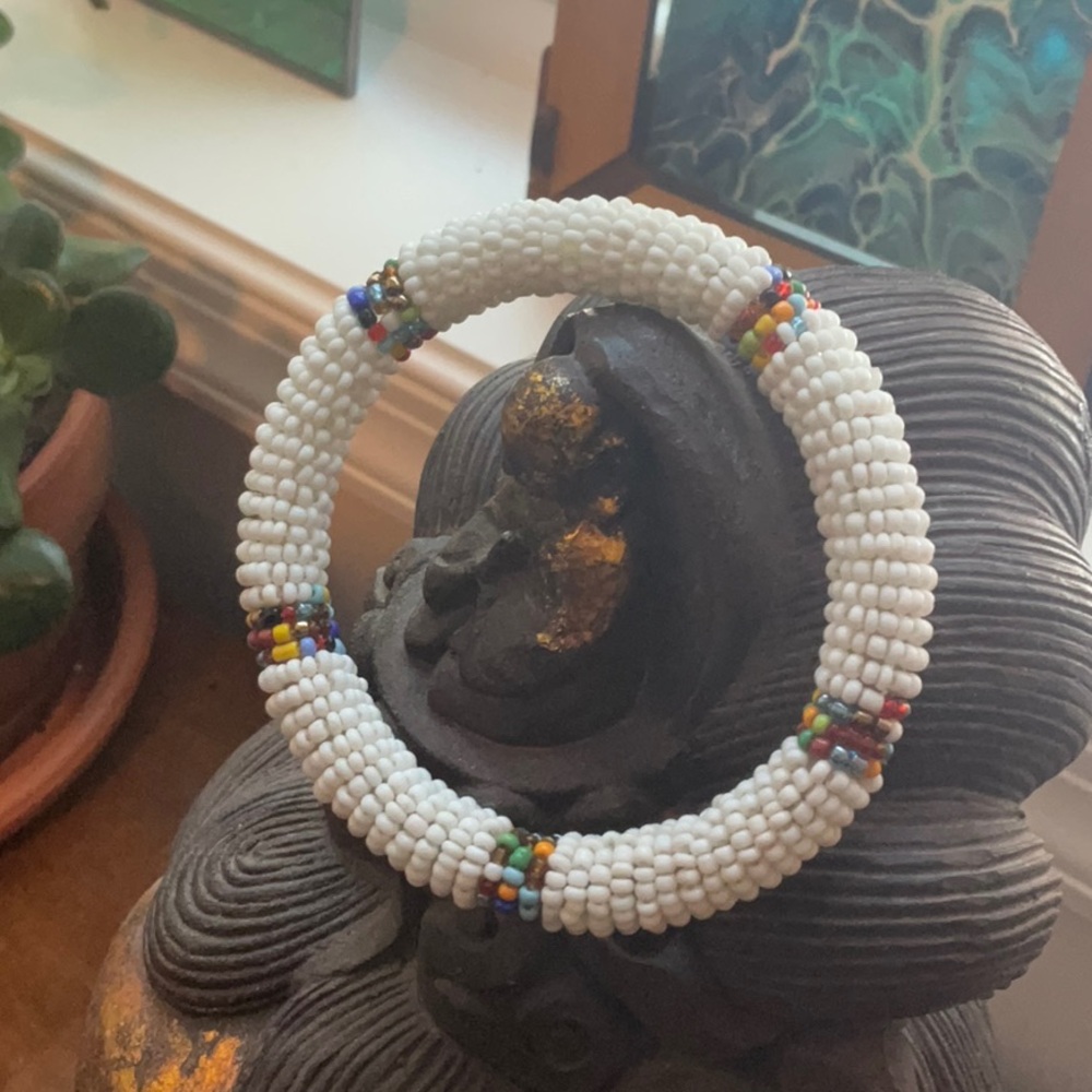 Beaded bangle bracelets - Picture 3 of 3